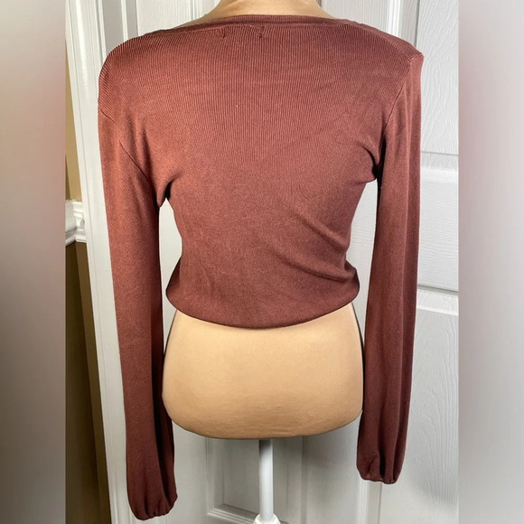 DEBUT~ Ribknit Cinched Cropped Top S/M - Picture 10 of 11